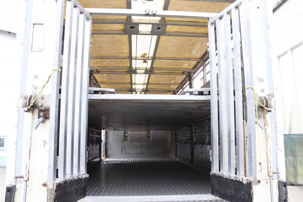 
								5226 Scania R490 E6 Retarder 2 Stock AHK Lift/Lenk full									