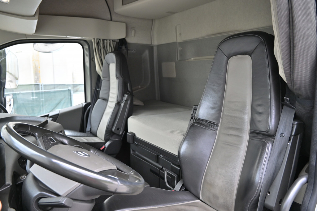 
								5342 Volvo FH540 E6 VEB Alu Felgen Ledersitze Navi full									