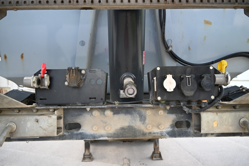 
								5363 Schwarzmueller HKS2/E 36.000 kg Liftachse full									