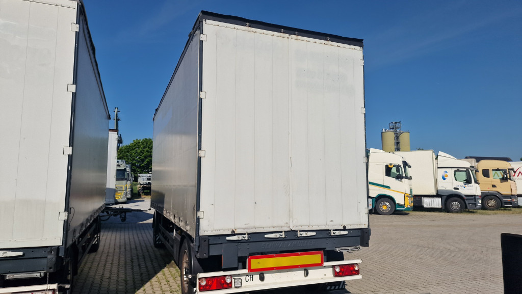 
								5373 Schwarzmueller PA 2/E Schiebeplane Durchlader 2,78m Reifen 70% full									