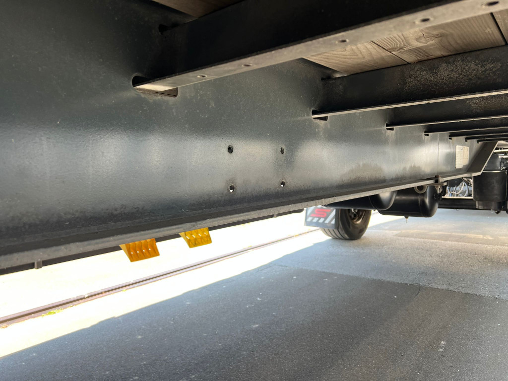 
								5376 Schwarzmueller PA 2/E Schiebeplane Durchlader 2,7m Reifen 60% full									