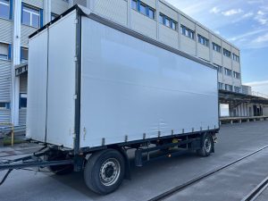5377 Schwarzmueller PA 2/E Schiebeplane Durchlader 2,7m Reifen 60%