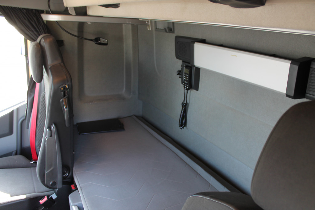 
								5400 Renault T520 E6 2 Betten Kipphydraulik full									