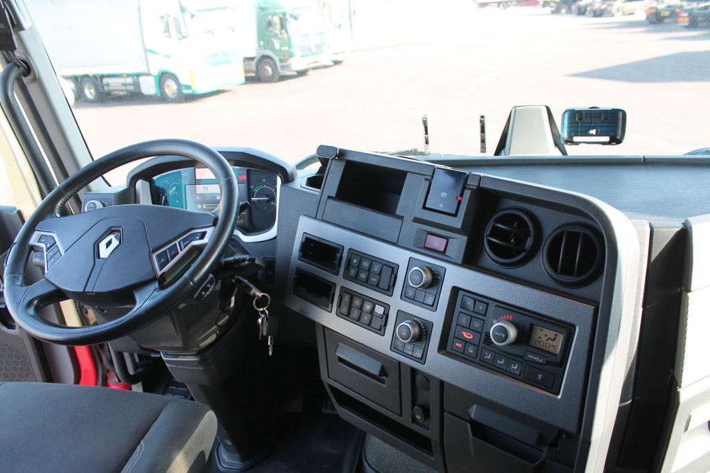 
								5400 Renault T520 E6 2 Betten Kipphydraulik full									