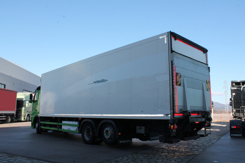 
								5406 Volvo FH460 9,3m Coolman TU100SA LBW full									