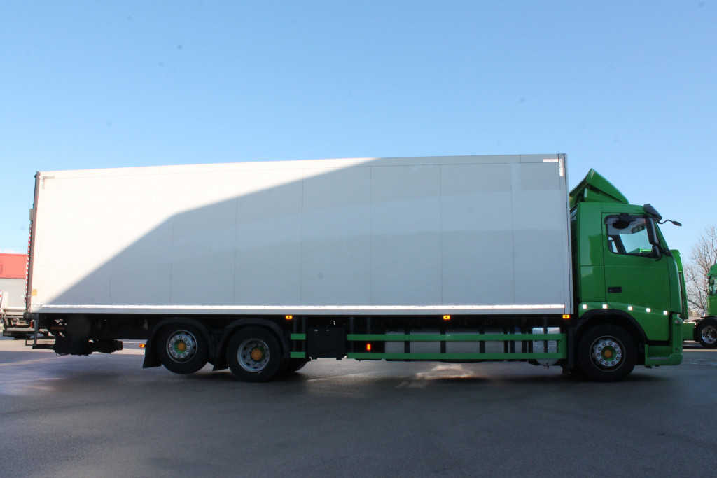 
								5406 Volvo FH460 9,3m Coolman TU100SA LBW full									