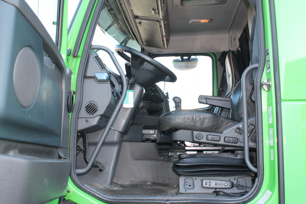 
								5406 Volvo FH460 9,3m Coolman TU100SA LBW full									