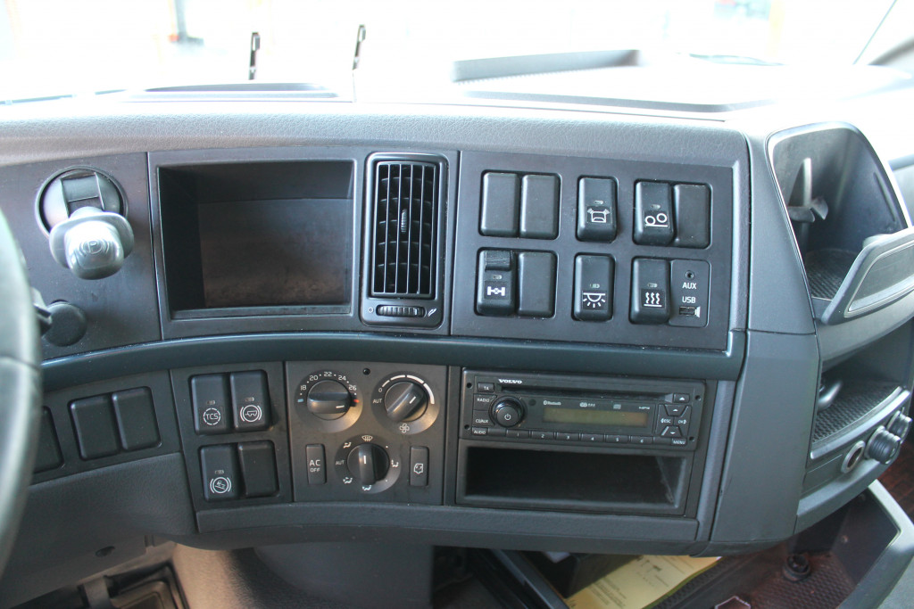 
								5406 Volvo FH460 9,3m Coolman TU100SA LBW full									