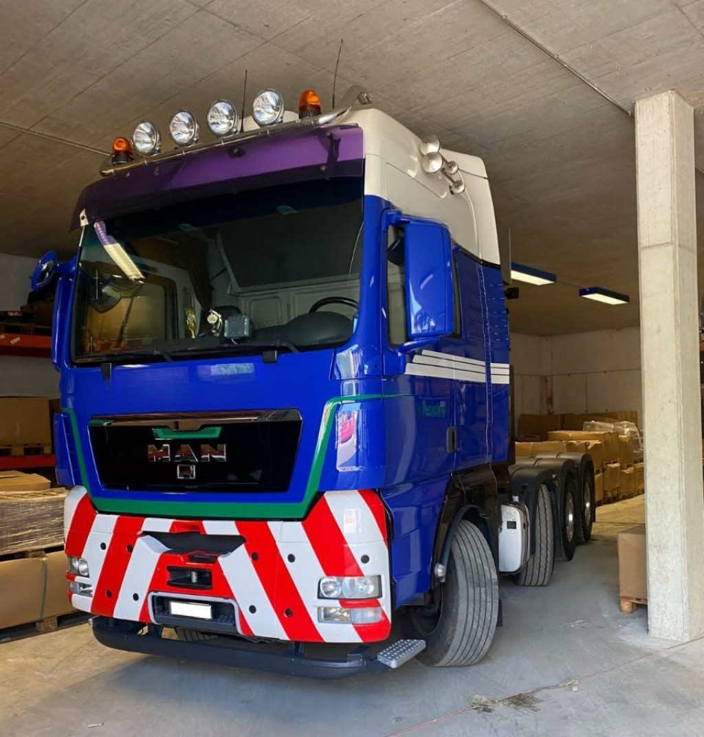 
								5422 MAN TGX41.680 E5 Retarder AHK 120t GZG full									