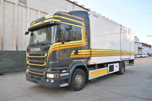 5301 Scania R450 E6 Retarder Carrier 850U Seitentüren AHK